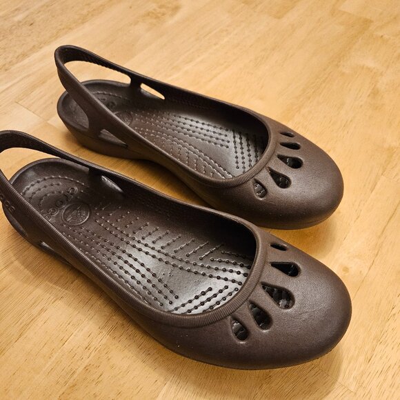 Crocs Mary Janes - Picture 1 of 4